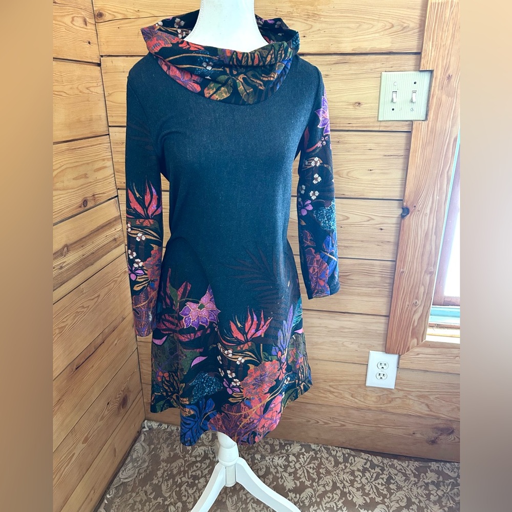 Cowl Neck Boho Dress Artistic Design Women’s Small Art Student Tunic Abstract